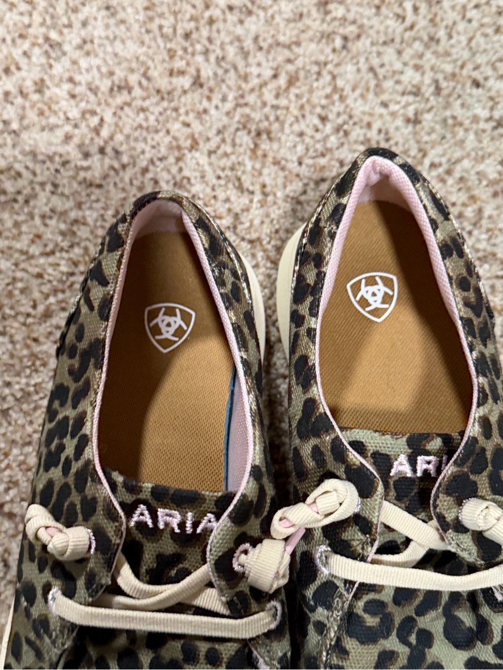 Ariat Leopard Print Hilo Lace-Up Sneaker in olive leopard print 9b - Picture 6 of 14